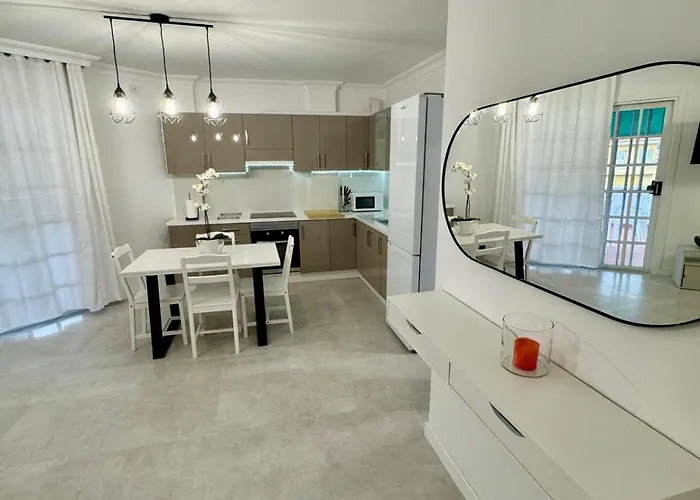 Apartament Casa Tina Piscina Privada *