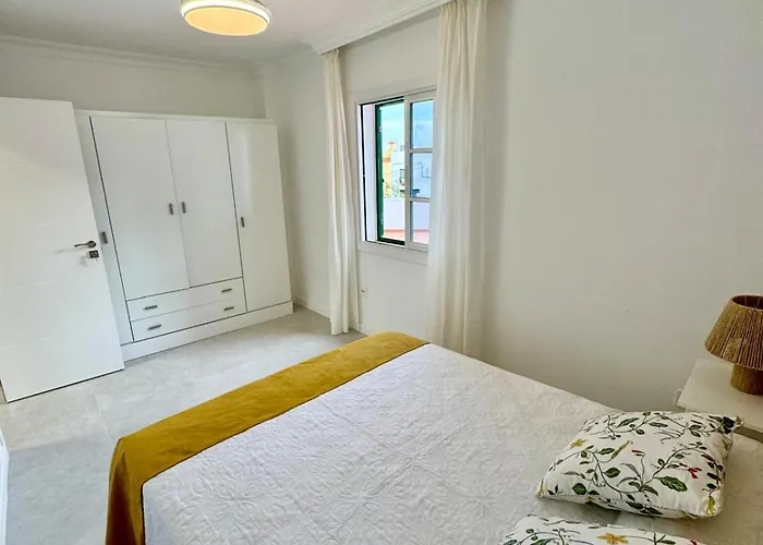 Casa Tina Piscina Privada 坎德拉里亚