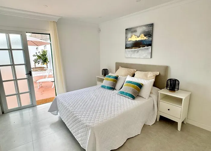 Casa Tina Piscina Privada 坎德拉里亚