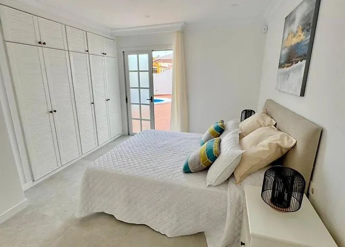 Casa Tina Piscina Privada 아파트